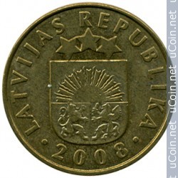 Добиваем пляж у реки