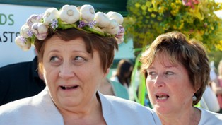 Премьер отказалась от малинки