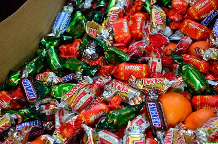 Подарки детворе в приюте