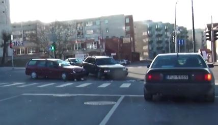 Авария у Super Netto