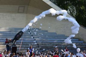 Резекне в пене