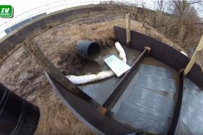 А без воды и не туды и не сюды