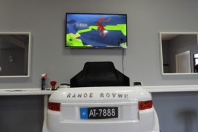 Хороших парикмехерских много не бывает