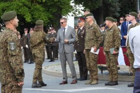 В пограничной охране прибыло.
